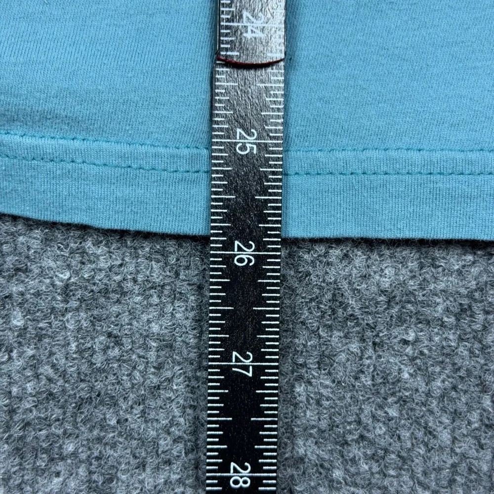 The North Face Mens Long Sleeve Graphic T-Shirt Blue Teal Logo BX8R081‎ Medium